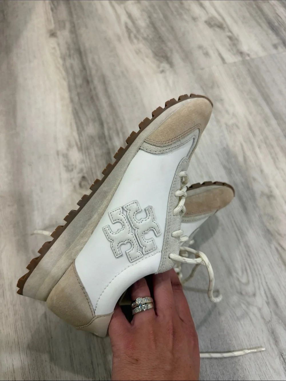 Tory Burch tory burch